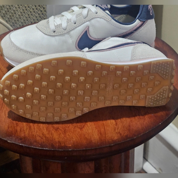 NIKE WAFFLE - Picture 4 of 5